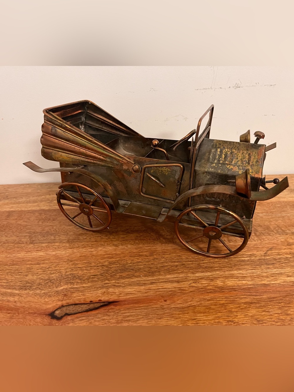 Metal Car Art, Front Wind-up Musical Model T, Vintage